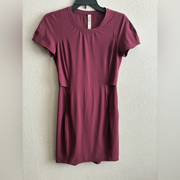 Lululemon Athletica & Go Endeavor Short Sleeve Dress Red Grape 4 - Picture 10 of 12